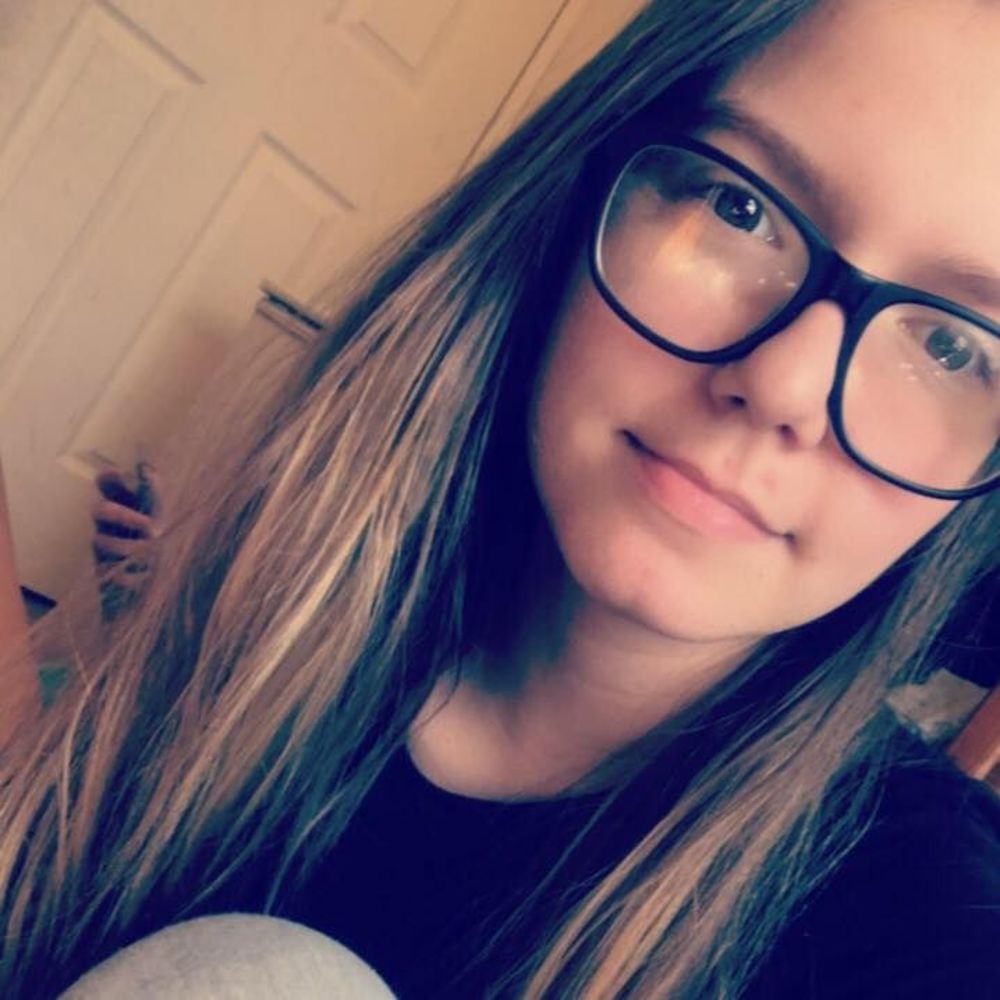 Meet your Posher, Shana